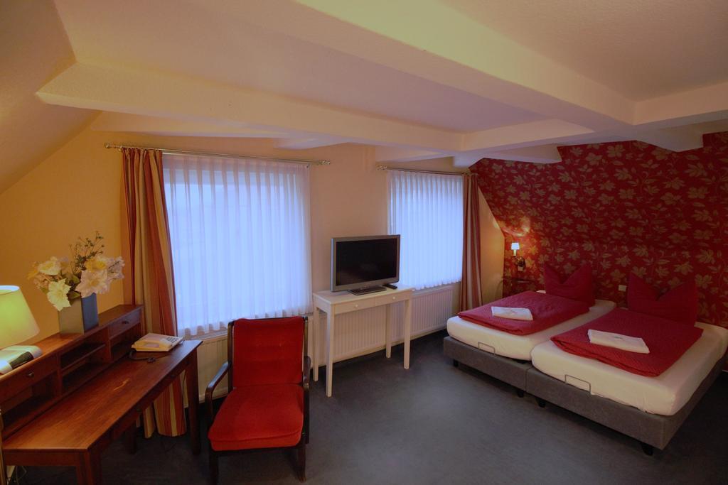 Hotel Garni Zur Linde Hitzacker Rum bild