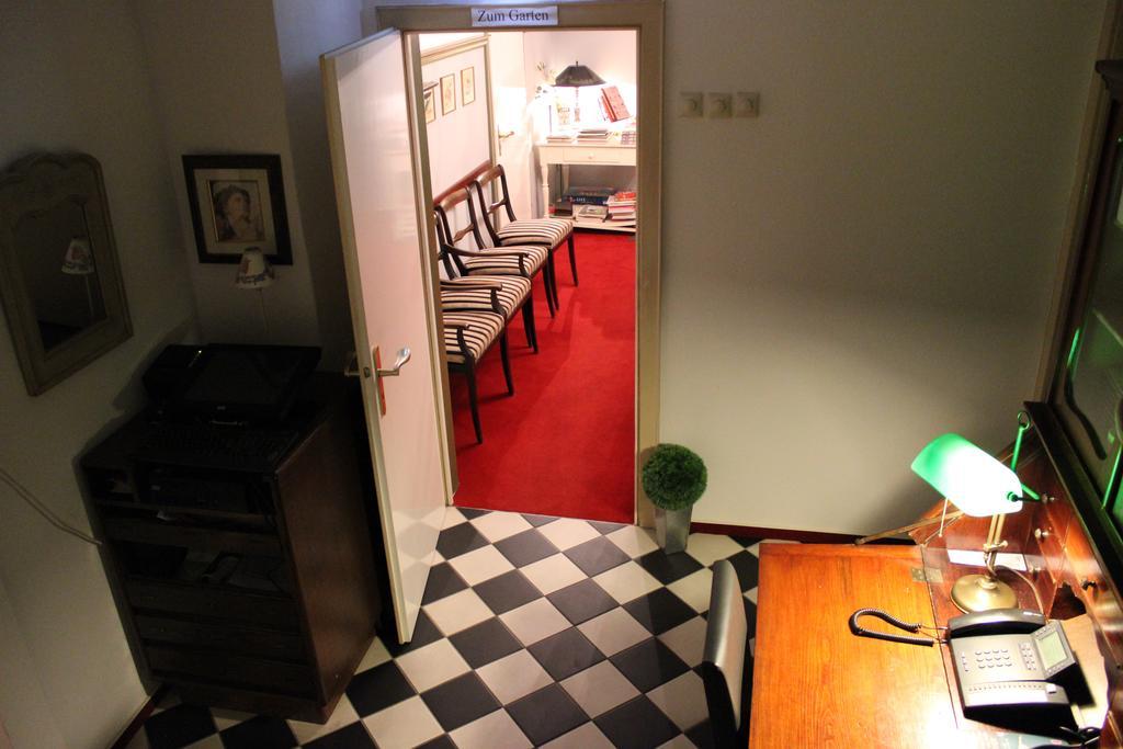 Hotel Garni Zur Linde Hitzacker Exteriör bild